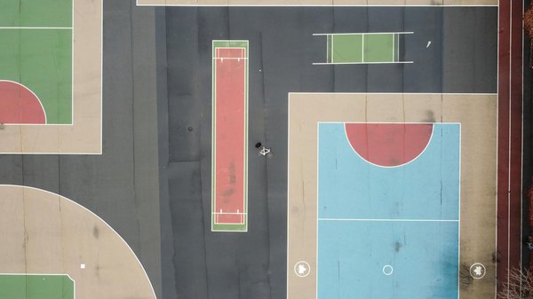 Achieve Expert-Level Control: Enhance Your Sport Bike Handling with Tank Grips in the UK